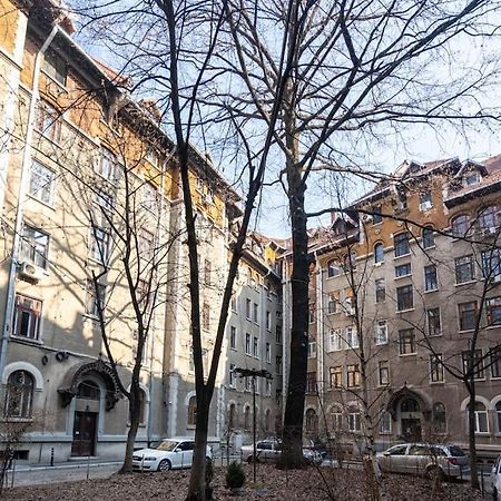 Holiday Vibe - 2R Apartment In Piata Romana Bukarest Exterior foto