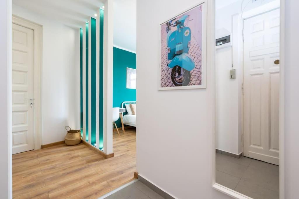 Holiday Vibe - 2R Apartment In Piata Romana Bukarest Exterior foto